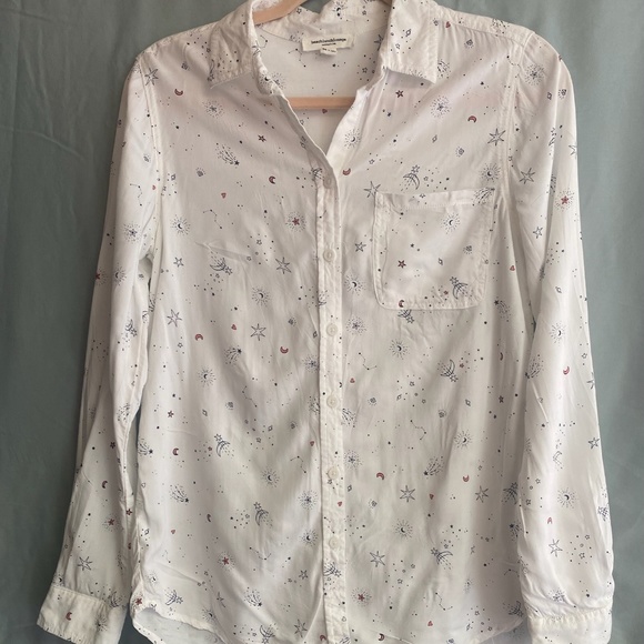 beachlunchlounge Alanna button down, celestial pattern - Picture 1 of 4